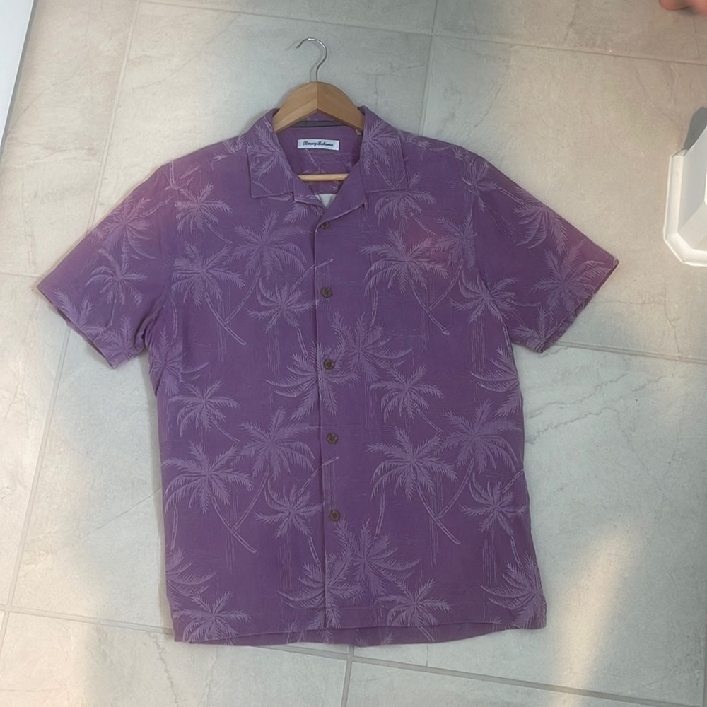 Men’s Tommy Bahama Hawaiian shirt